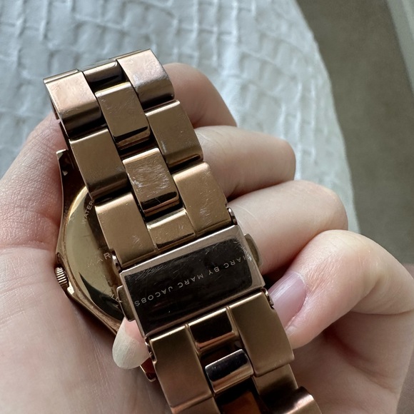 Rose gold Marc Jacobs watch - Picture 5 of 5